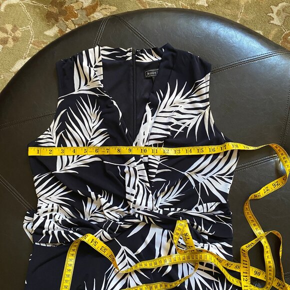 Jessica Howard Petite Twist-Front Maxi Dress, size 14P - Picture 7 of 9